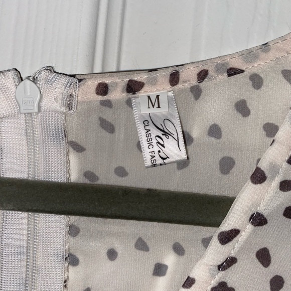 Polka dot romper - Picture 6 of 8